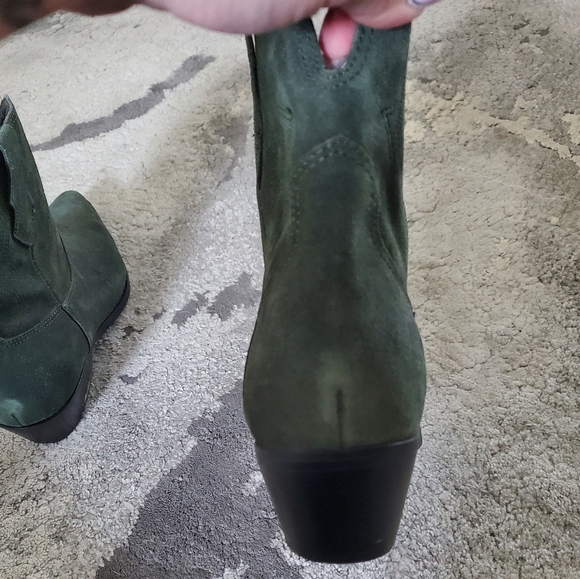 Nine West Olive Green Western Boots - Picture 9 of 12